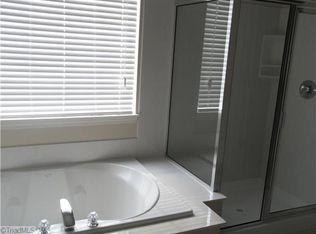 2931 Shady View Dr, High Point, NC 27265