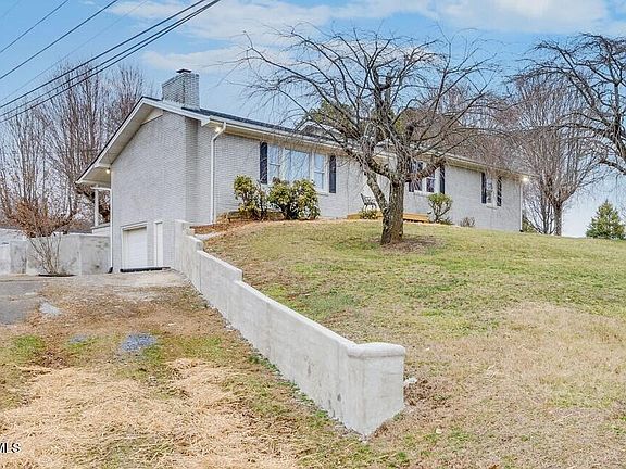 2nd image of 23431 Peyton Dr