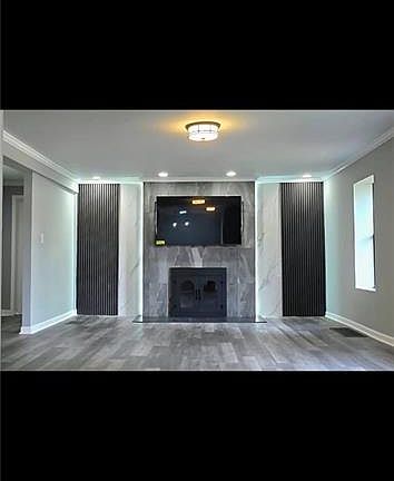 4th image of 3581 Midway Rd