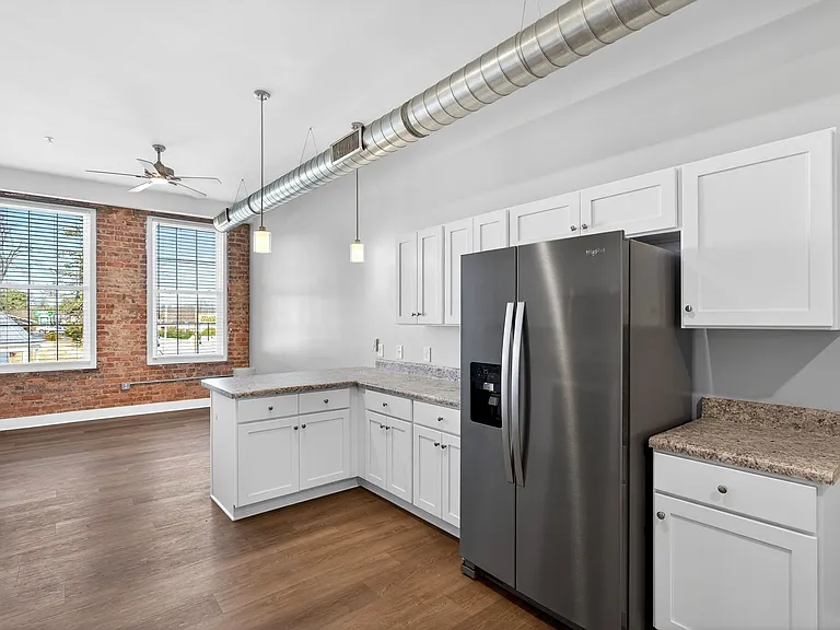 Potter's Lofts - Main Street, Cowpens SC — Photo 5