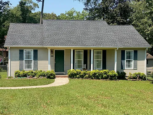 108 Roberts Dr Photo 1