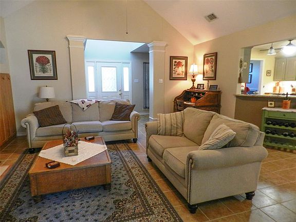 5th image of 2420 Jolinda Ln