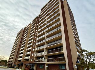 9099 Riverside Dr E #1107, Windsor, ON N8S4R1