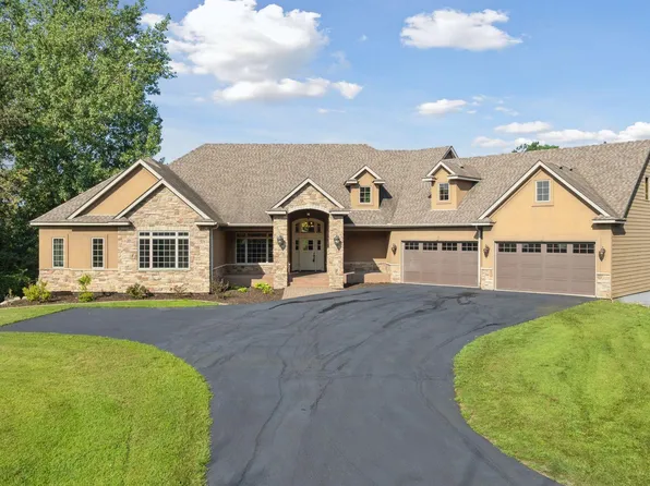 15506 Loop Rd S, Burnsville, MN 55306