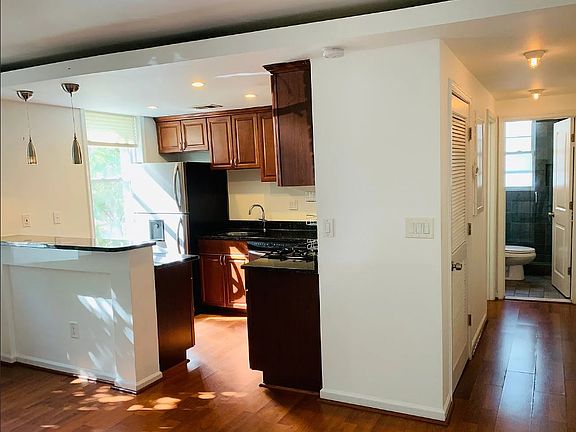 5th image of 1364 Constitution Ave NE APT 1