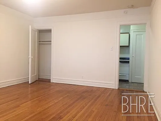 Rented by Brooklyn Heights Real Estate Inc | media 15