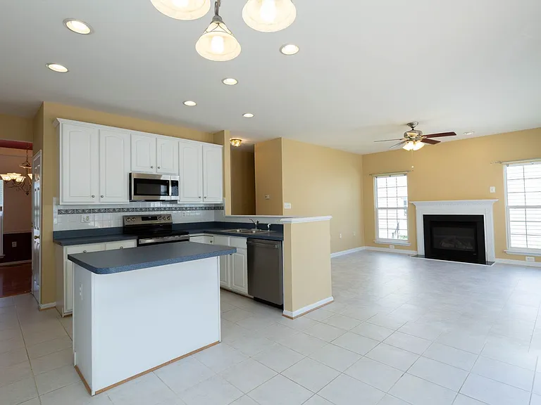 341 Bullskin St — Photo 13