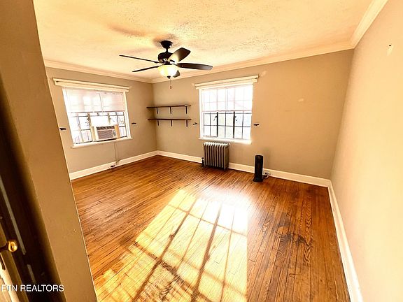 3rd image of 614 W Hill Ave APT 2