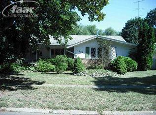 4405 Greenbrook Ln, Flint, MI 48507