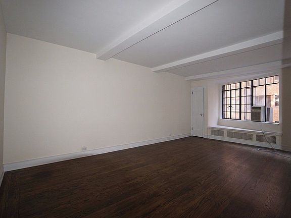 4th image of 304 E 41st St #B504