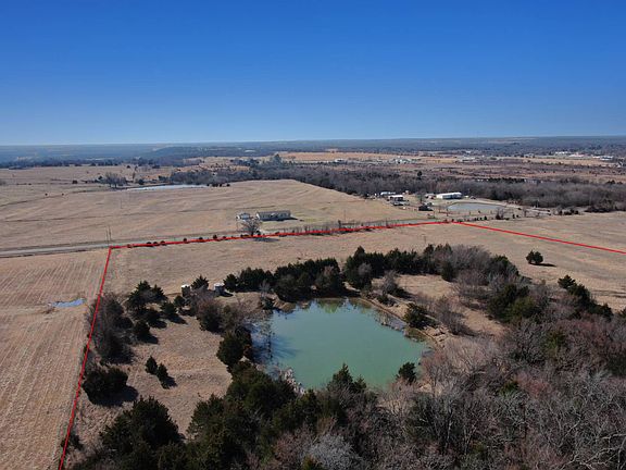 4th image of 8138 1225th Rd