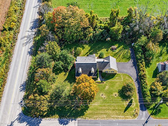 3rd image of 2707 Stephen Dr