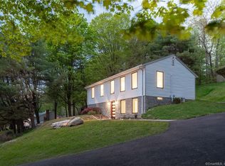 2654 Black Rock Tpke, Fairfield, CT 06825