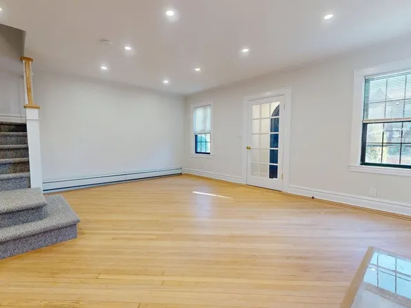 88-37 62nd Drive image 11 of 64