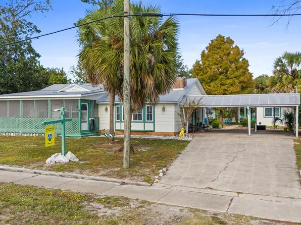 605 10th St, Port Saint Joe, FL 32456