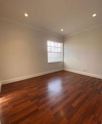 5th image of 710 Freedom Ct #1AA