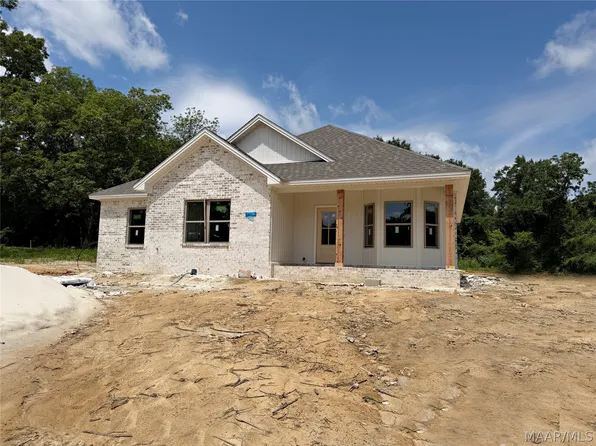 1520 Claud Rd, Eclectic, AL 36024
