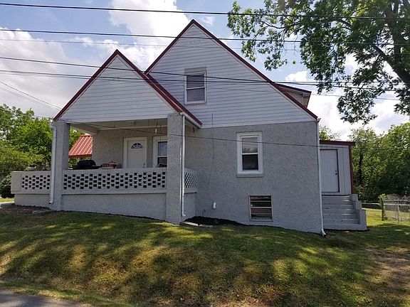 3rd image of 301 White Oak Ave