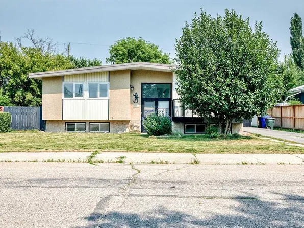 5134 S 43rd St, Olds, AB T4H 1A8