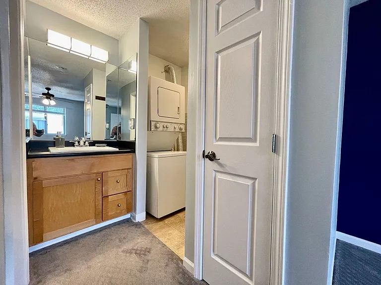 4147 Roanoke Rd #17 — Photo 11