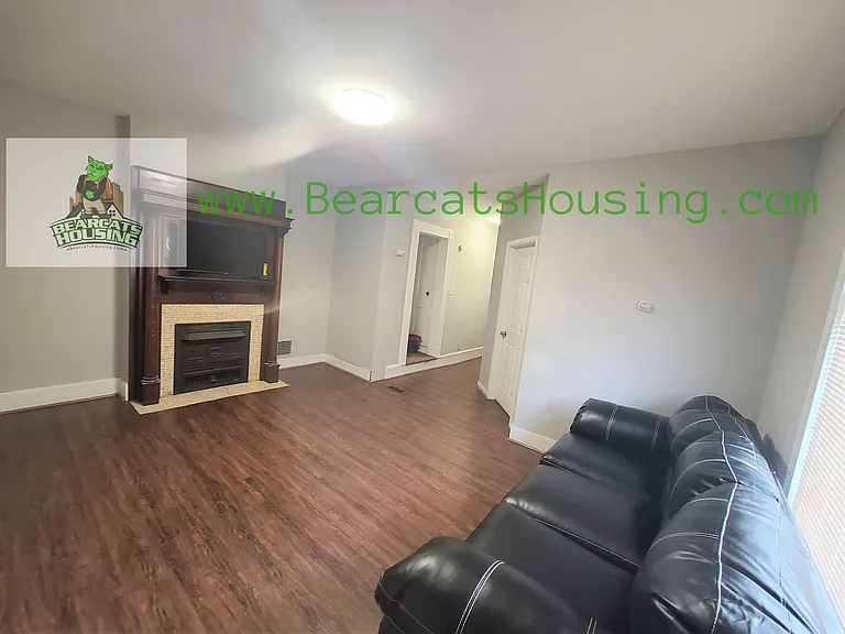 102 Walnut St — Photo 5