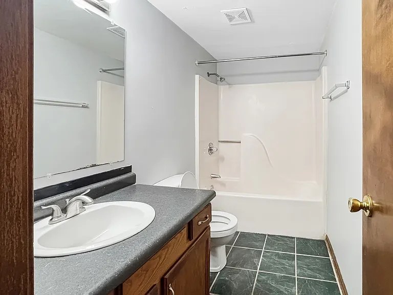 4613 Stauffer Ave SE — Photo 6
