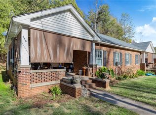 945 W Branch Ave, Newry, SC 29665