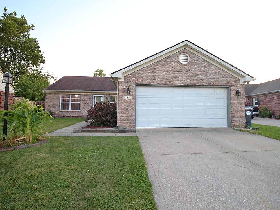 1st image of 385 Polk Manor Dr
