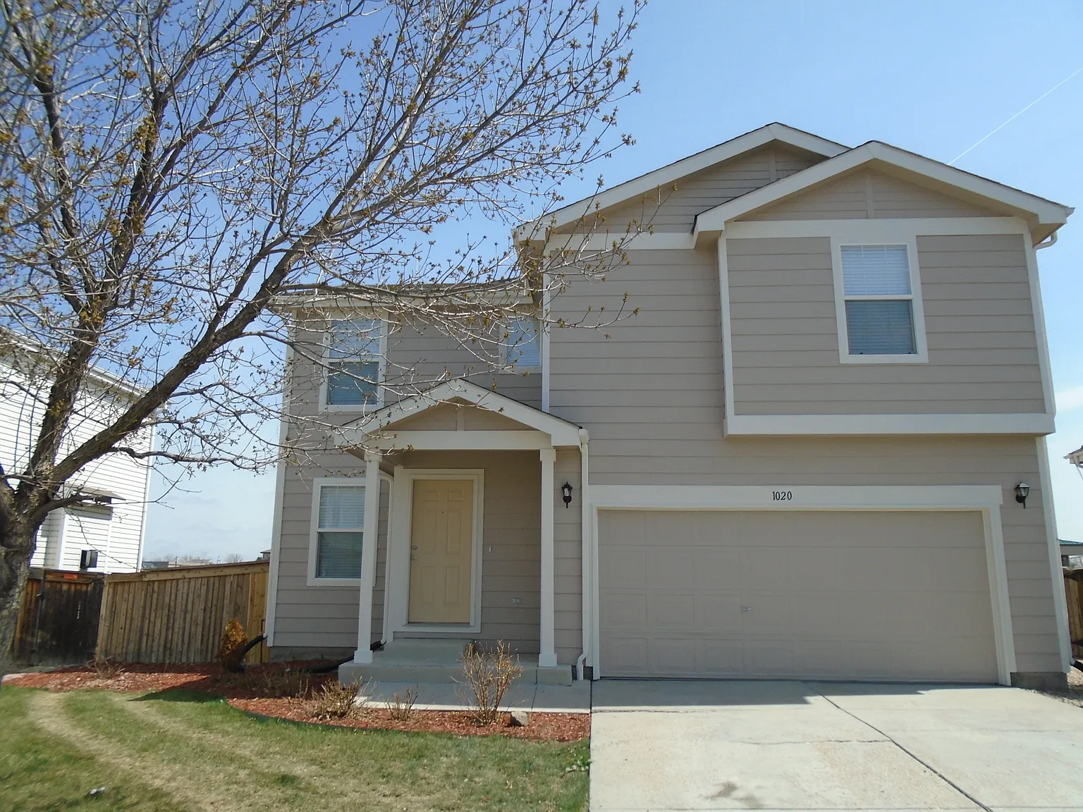 3 bed, 2.0 bath, 1805 sqft, $2,900 — Photo 1