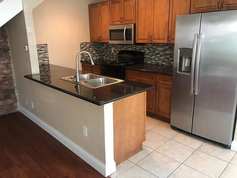 4141 Apostolo Cir #3 — Photo 9