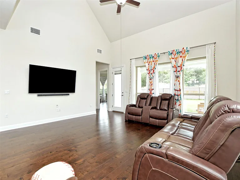 9703 Bayshore Bnd #81 — Photo 4