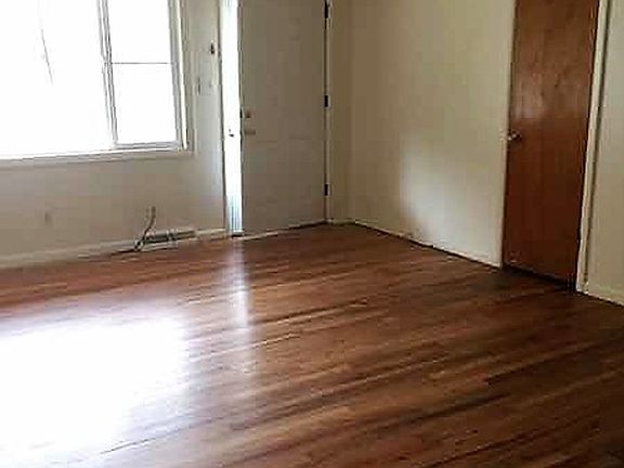 4th image of 1716-1718 Morningside Dr #1716