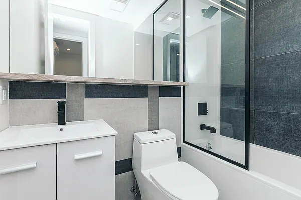 Rented by Nooklyn NYC LLC | media 9