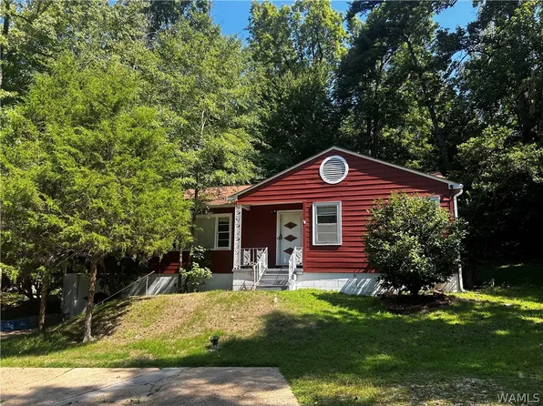 3216 Veterans Memorial Pkwy, Tuscaloosa, AL 35404