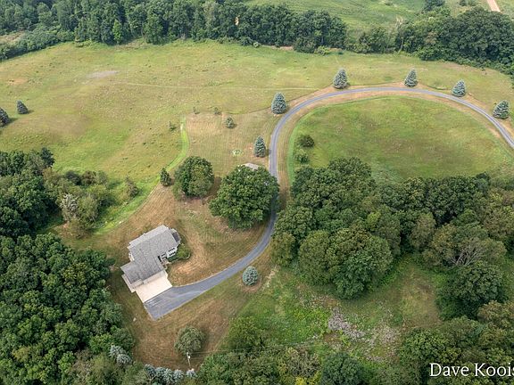 2nd image of 2285 Yeckley Rd
