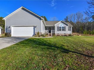 2424 Featherstone Ct, Trinity, NC 27370