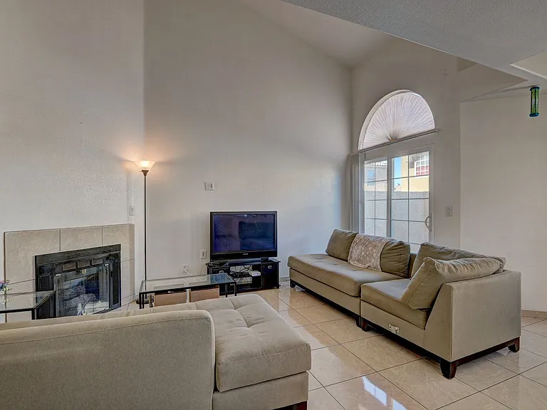 5450 Morris St #1220 — Photo 4