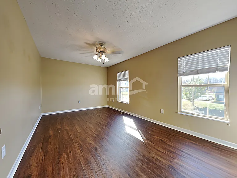 6908 Lucia Dr — Photo 14