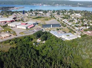 6 Macquarrie Dr, Pt Hawkesbury, NS B9A 2K6