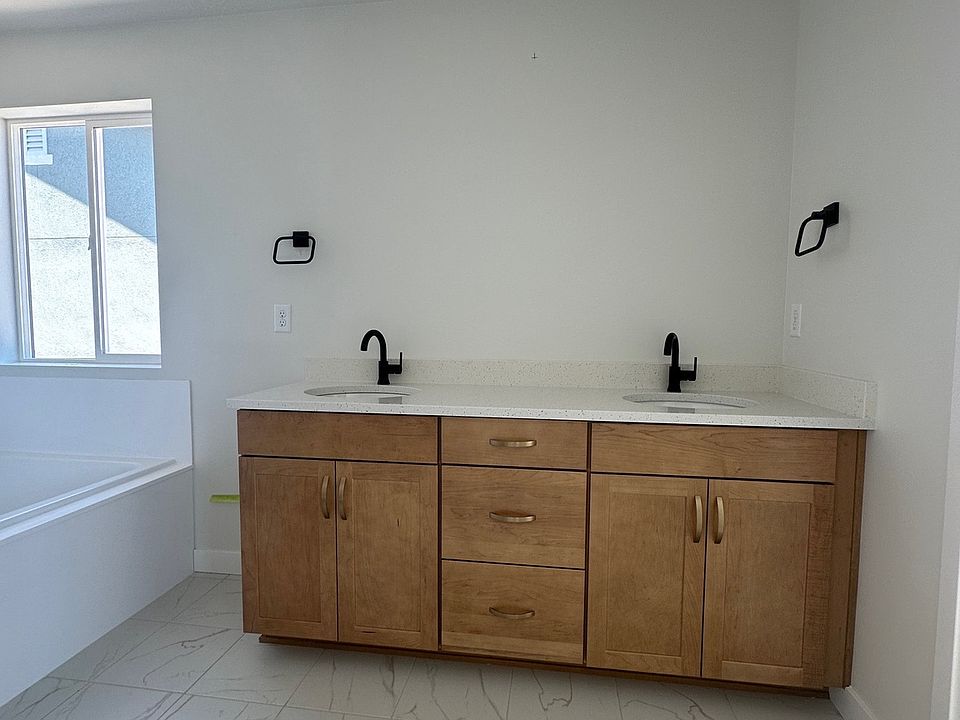 2442 S 3200 W Syracuse UT Zillow