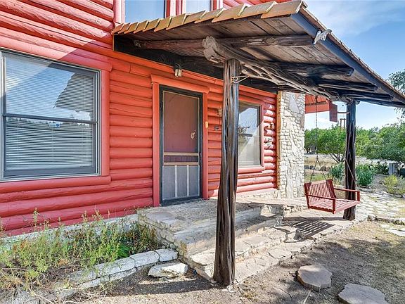 3rd image of 610 Southwind