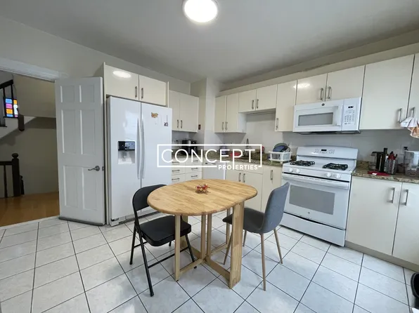 63 Fairbanks St #1, Brighton, MA 02135