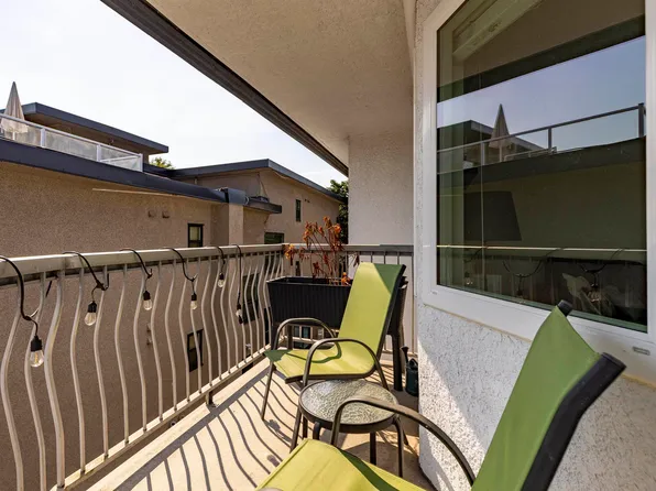 2335 York Ave #307, Vancouver, BC V6K 1C8