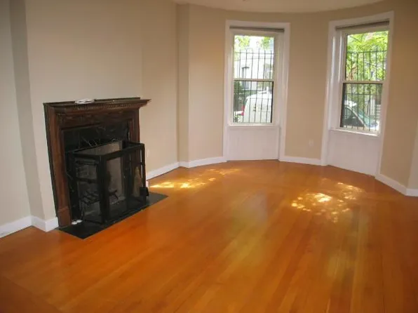 159 Saint Botolph St APT 2, Boston, MA 02115