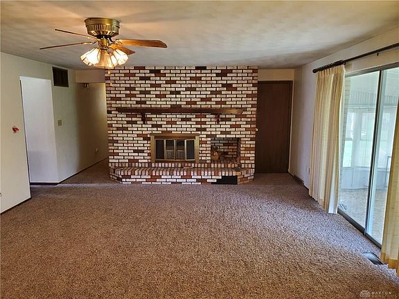 5th image of 600 Ellsworth Dr