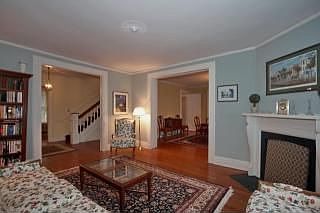 4th image of 438 Wyoming Ave