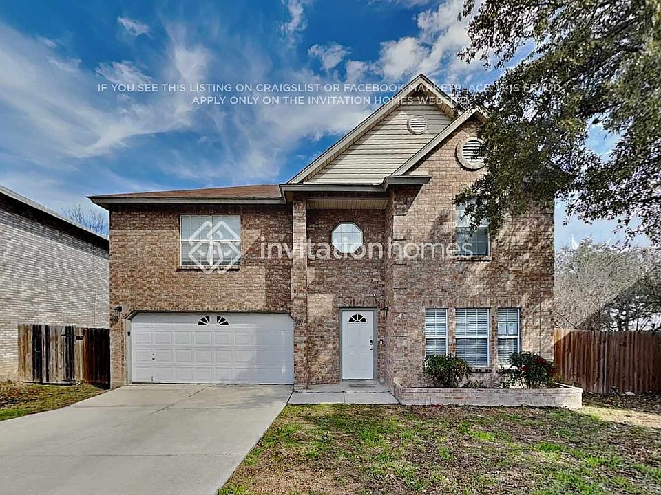 1st image of 11811 Brandon Oaks
