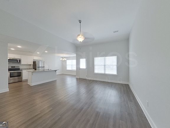 4th image of 116 Mountain Holly Rd