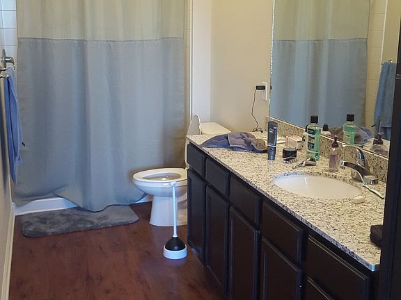 2nd image of 2323 Yellow Birch Way APT 303