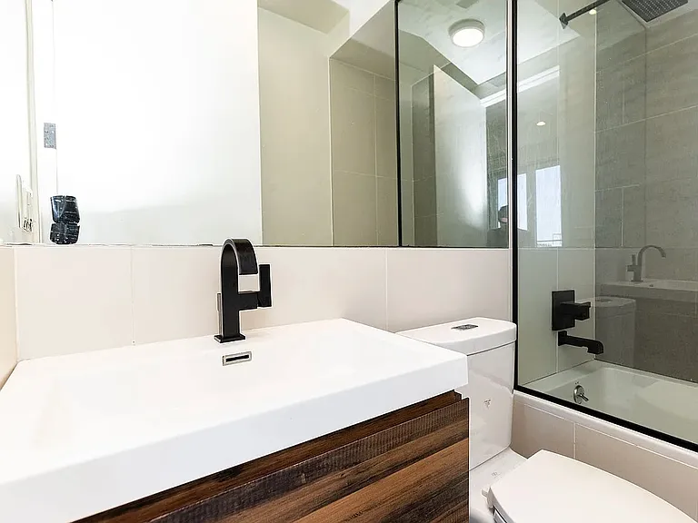 162 Central Ave #4 — Photo 7